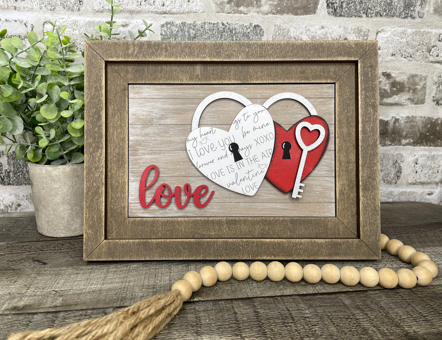 "Love Heart Key" Farmhouse Insert