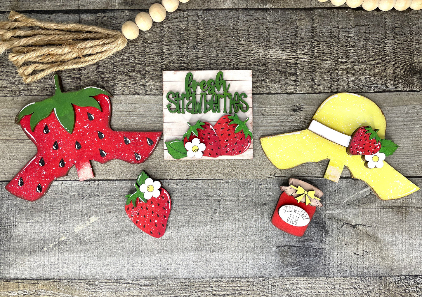 Interchangeable Gnome Insert Set "Strawberries"
