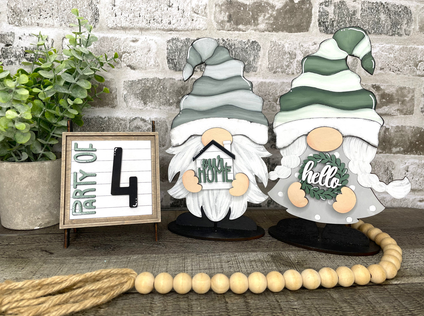 Interchangeable Gnome Base W/Small Frame