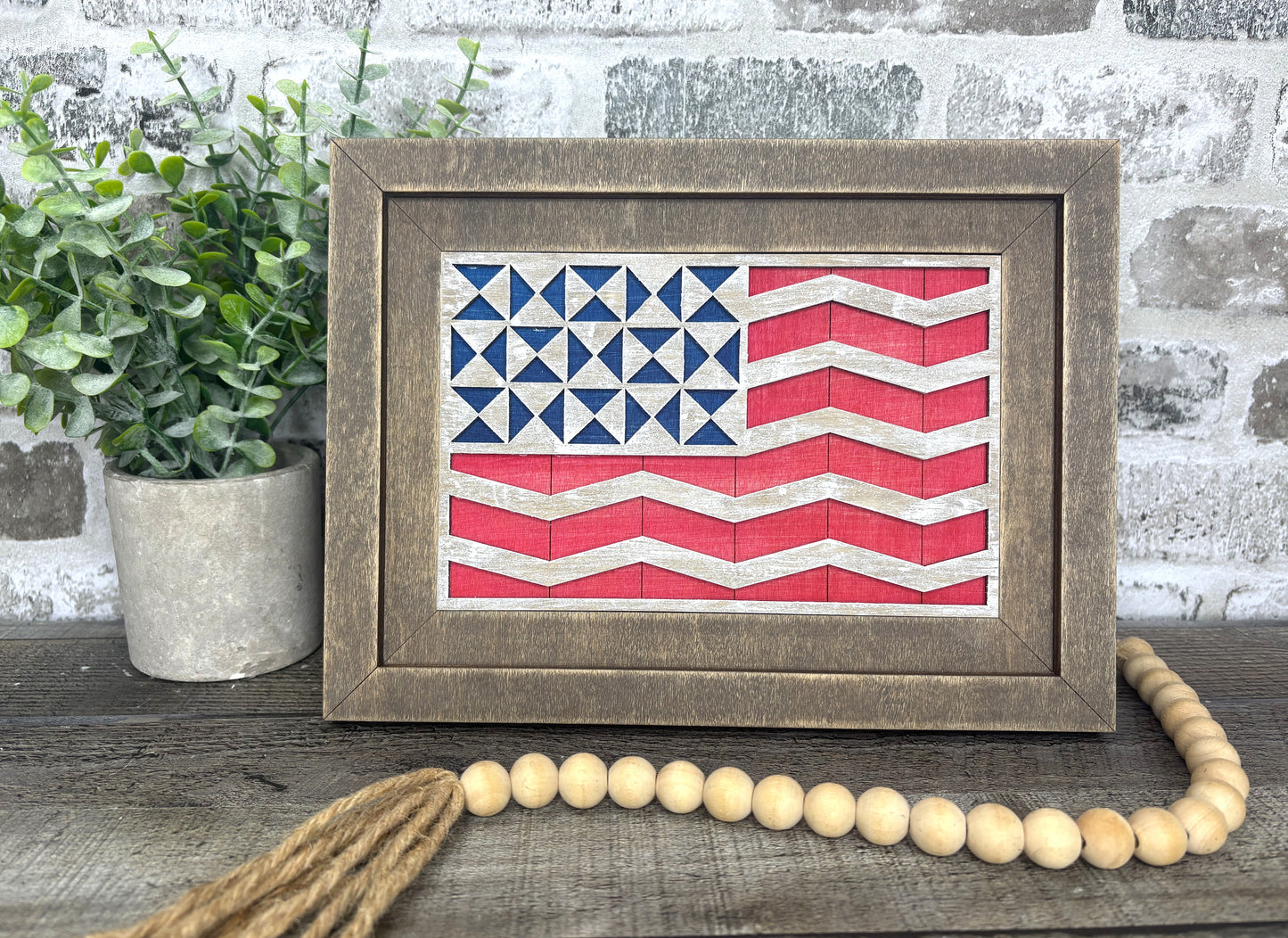 "Freedom Flag" Farmhouse Insert